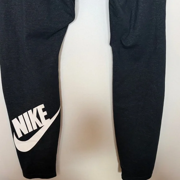 Nike Leggings Size XL - Picture 7 of 15